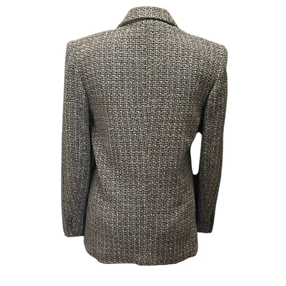 Timeless Tweed multi-colored Blazer with Classic Elegance